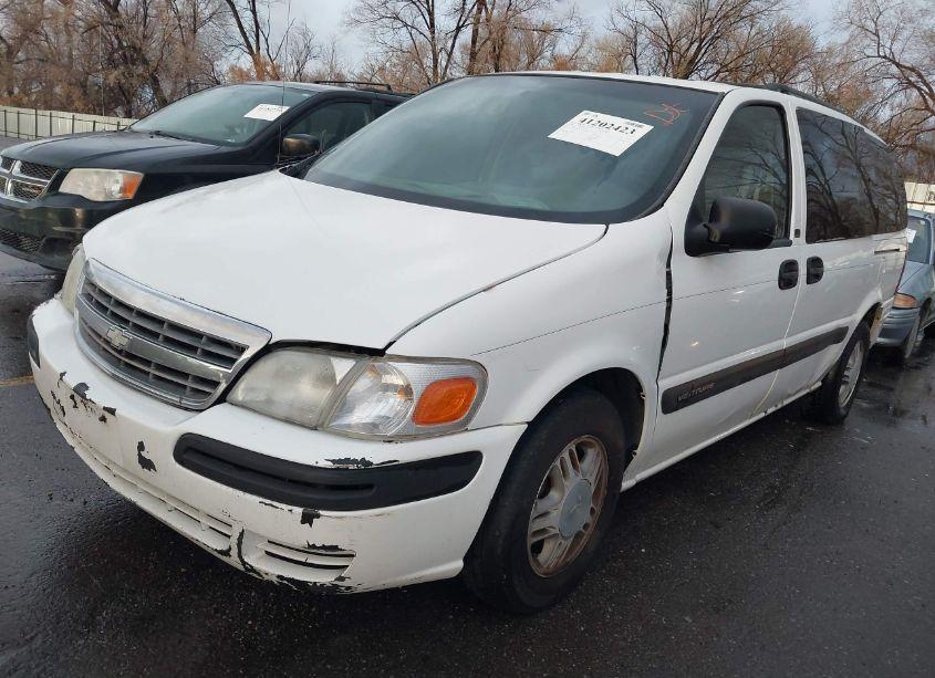 Photo 2 of 2004 Chevrolet Venture LS (VIN 1GNDX03E54D222205)