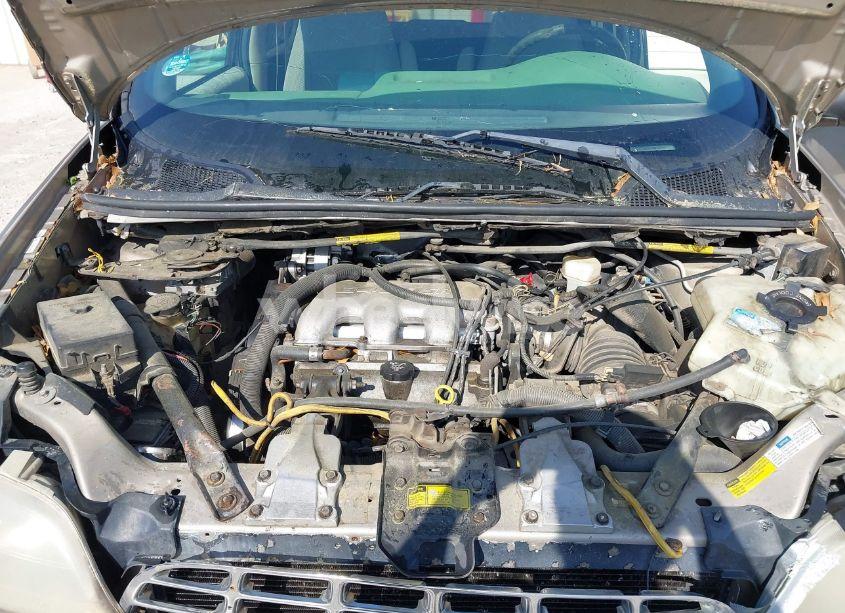 Photo 10 of 1998 Chevrolet Venture (VIN 1GNDX03E5WD173302)