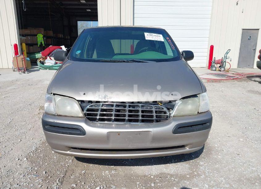 Photo 6 of 1998 Chevrolet Venture (VIN 1GNDX03E5WD173302)