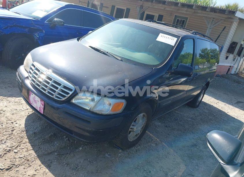 Photo 2 of 2000 Chevrolet Venture LT (VIN 1GNDX03EXYD301522)