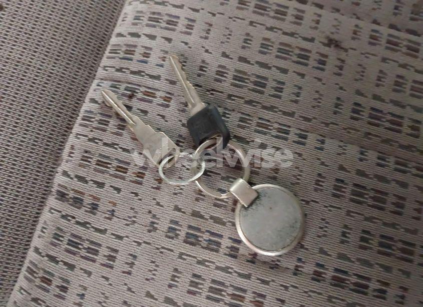 Photo 11 of 2004 Chevrolet Venture LT (VIN 1GNDX13E04D252704)