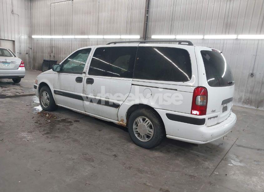 Photo 3 of 2004 Chevrolet Venture LT (VIN 1GNDX13E04D252704)