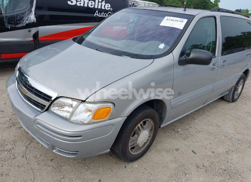 Photo 2 of 2001 Chevrolet Venture WARNER BROS. W/ABF SEATS (VIN 1GNDX13E31D318125)