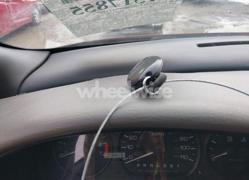 Photo 11 of 2004 Chevrolet Venture LT (VIN 1GNDX13E54D111093)