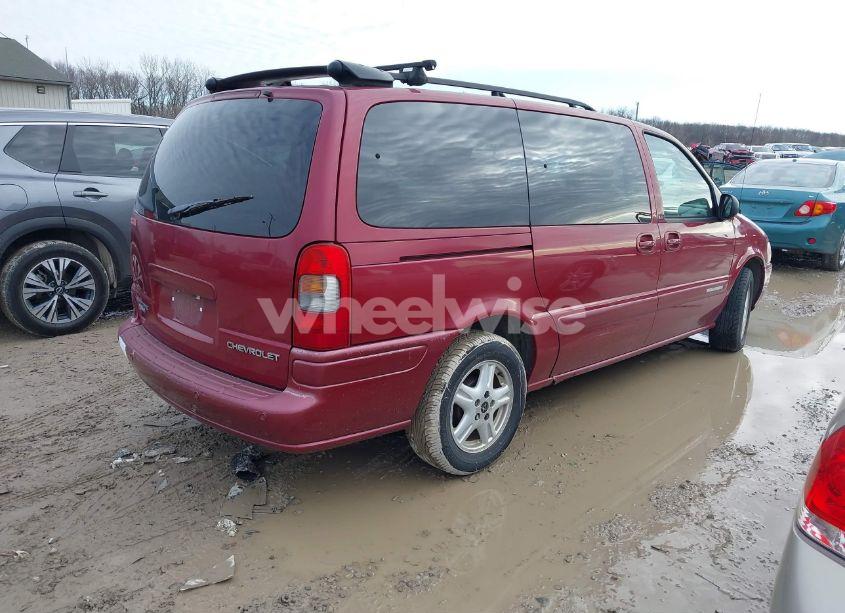 Photo 4 of 2004 Chevrolet Venture LT (VIN 1GNDX13E54D111093)