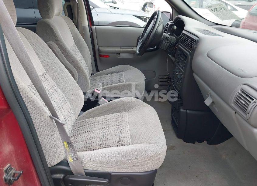 Photo 5 of 2004 Chevrolet Venture LT (VIN 1GNDX13E54D111093)