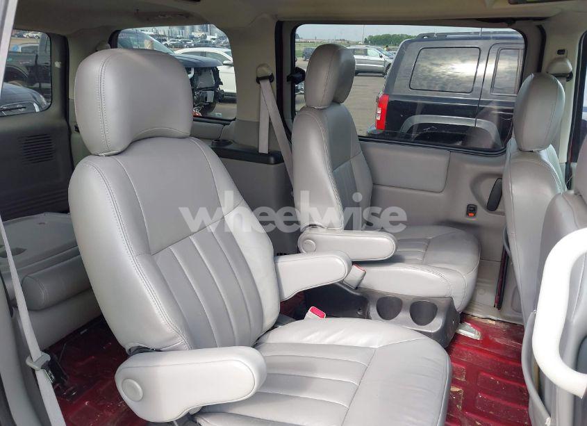 Photo 8 of 2004 Chevrolet Venture LT (VIN 1GNDX13E64D124340)