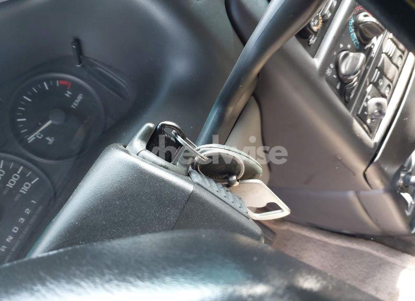 Photo 11 of 2003 Chevrolet Venture WARNER BROS. EDITION (VIN 1GNDX13E73D142070)