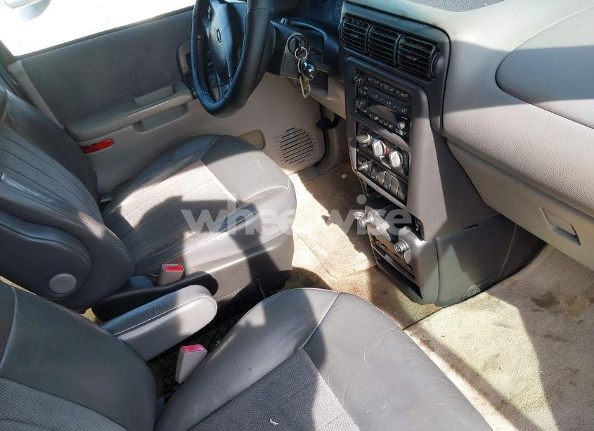 Photo 5 of 2003 Chevrolet Venture WARNER BROS. EDITION (VIN 1GNDX13E73D142070)