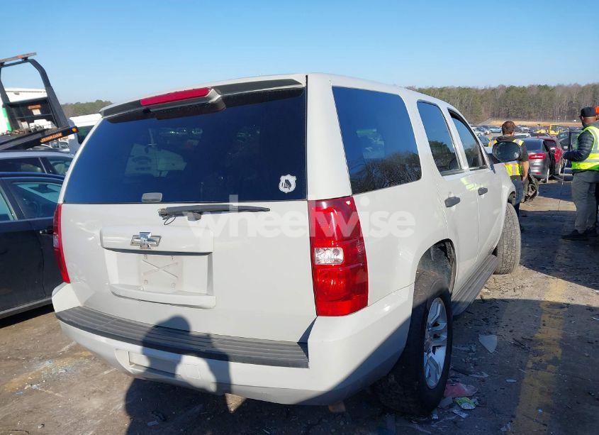 Photo 4 of 2009 Chevrolet Tahoe POLICE (VIN 1GNEC03009R163269)