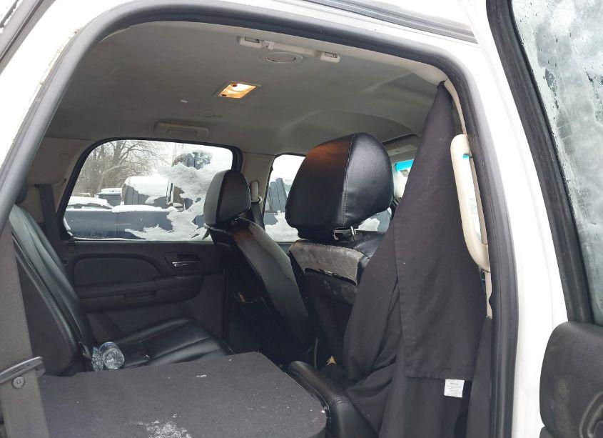 Photo 8 of 2007 Chevrolet Tahoe POLICE (VIN 1GNEC03037R351488)