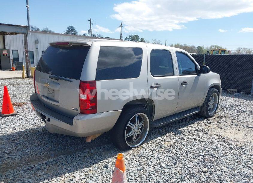 Photo 4 of 2007 Chevrolet Tahoe POLICE (VIN 1GNEC03097R367453)