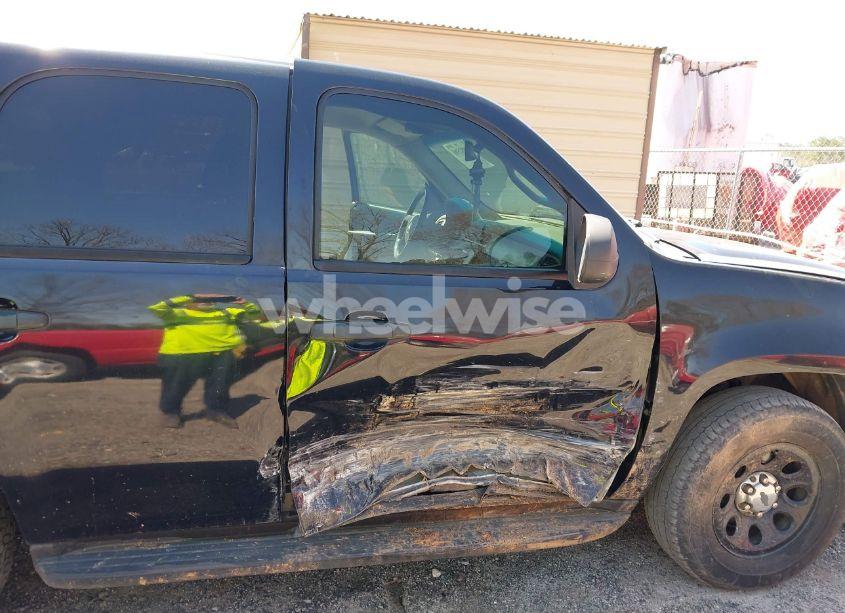 Photo 6 of 2007 Chevrolet Tahoe POLICE (VIN 1GNEC03097R417705)