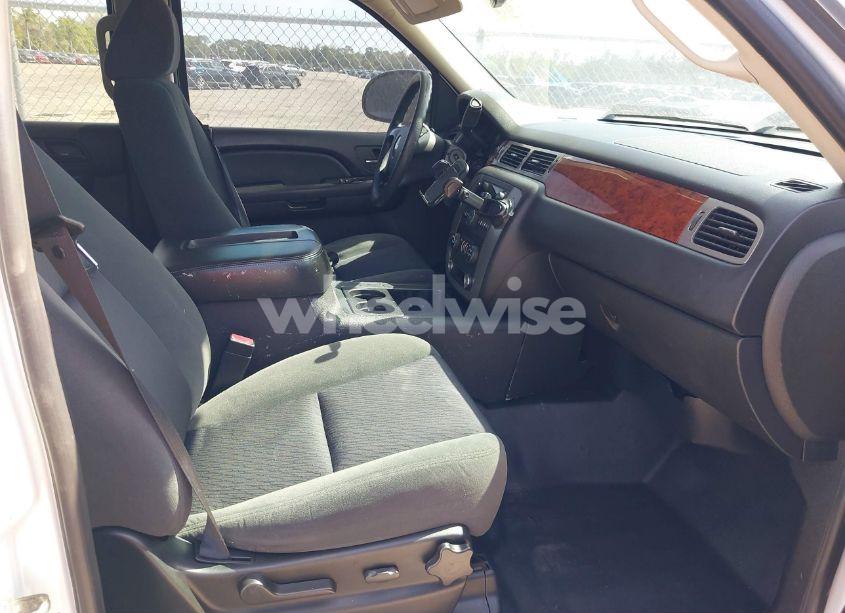 Photo 5 of 2009 Chevrolet Tahoe POLICE (VIN 1GNEC03099R267694)