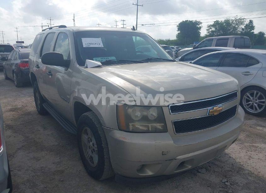 2007 Chevrolet Tahoe LS (VIN 1GNEC130X7R164139) main photo