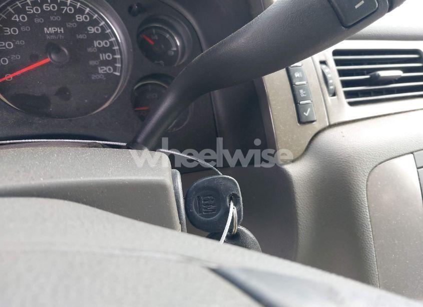 Photo 11 of 2009 Chevrolet Tahoe LS (VIN 1GNEC13359R213910)