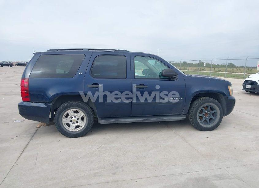 Photo 13 of 2009 Chevrolet Tahoe LS (VIN 1GNEC13359R213910)