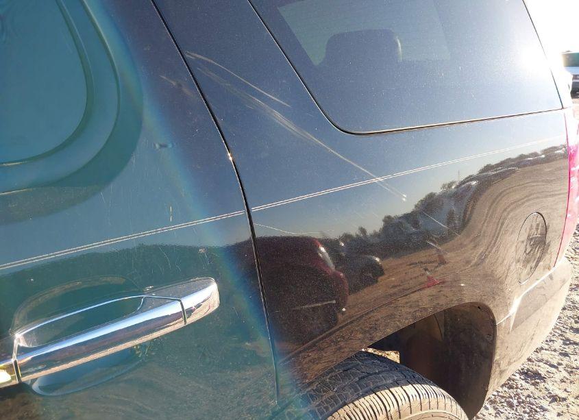 Photo 6 of 2009 Chevrolet Tahoe LS (VIN 1GNEC13359R259303)