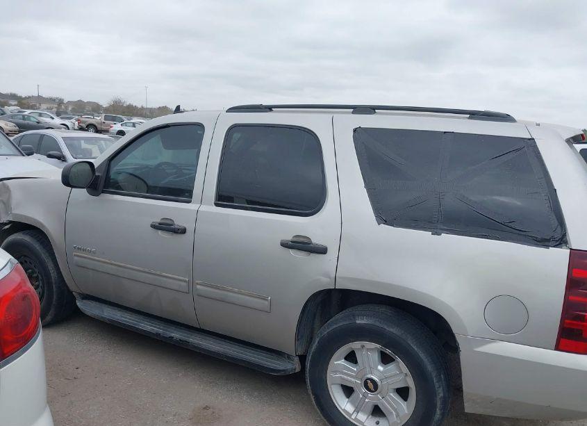 Photo 14 of 2009 Chevrolet Tahoe LS (VIN 1GNEC13399R292465)