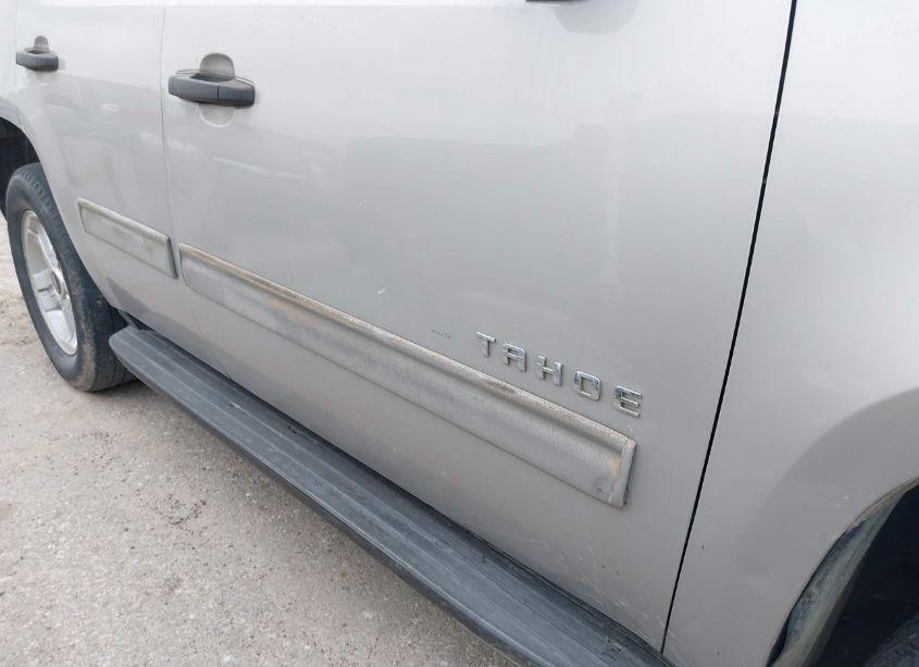 Photo 18 of 2009 Chevrolet Tahoe LS (VIN 1GNEC13399R292465)