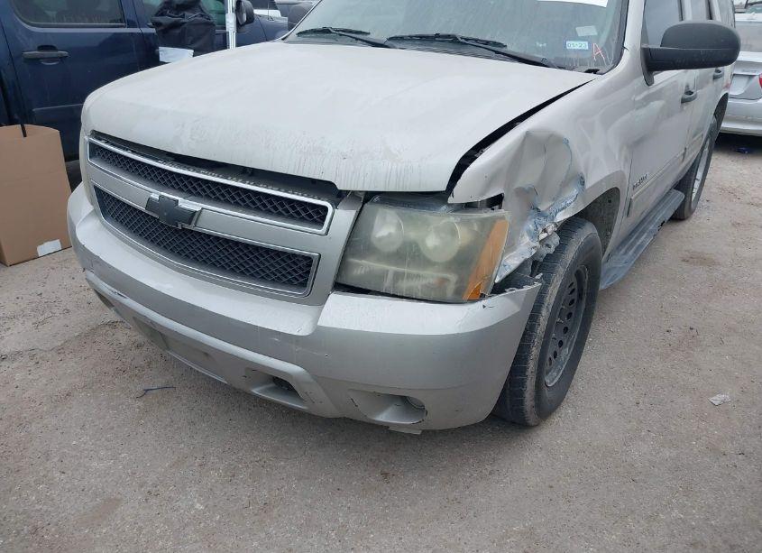 Photo 6 of 2009 Chevrolet Tahoe LS (VIN 1GNEC13399R292465)