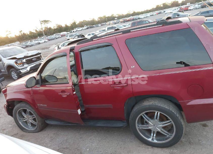 Photo 14 of 2007 Chevrolet Tahoe LT (VIN 1GNEC13J57R169273)