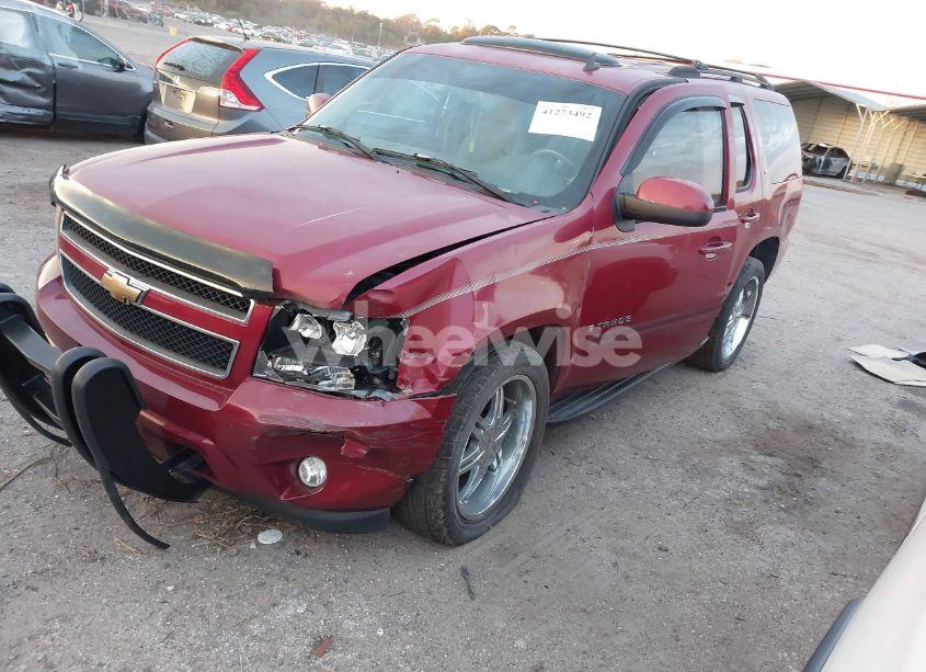 Photo 2 of 2007 Chevrolet Tahoe LT (VIN 1GNEC13J57R169273)