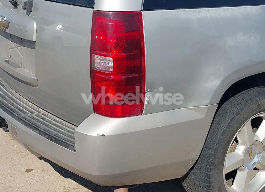 Photo 12 of 2007 Chevrolet Tahoe LS (VIN 1GNEC13JX7R169138)