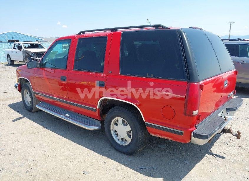 Photo 3 of 1996 Chevrolet Tahoe C1500 (VIN 1GNEC13R0TJ307901)