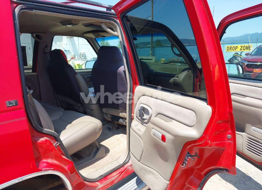 Photo 8 of 1996 Chevrolet Tahoe C1500 (VIN 1GNEC13R0TJ307901)