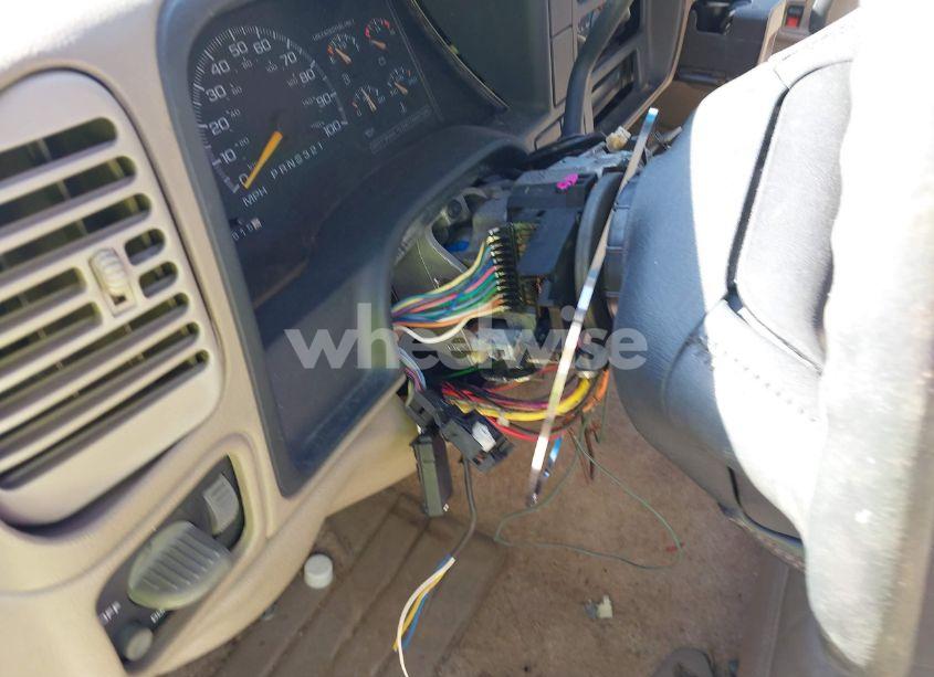 Photo 12 of 1996 Chevrolet Tahoe C1500 (VIN 1GNEC13R0TJ309292)