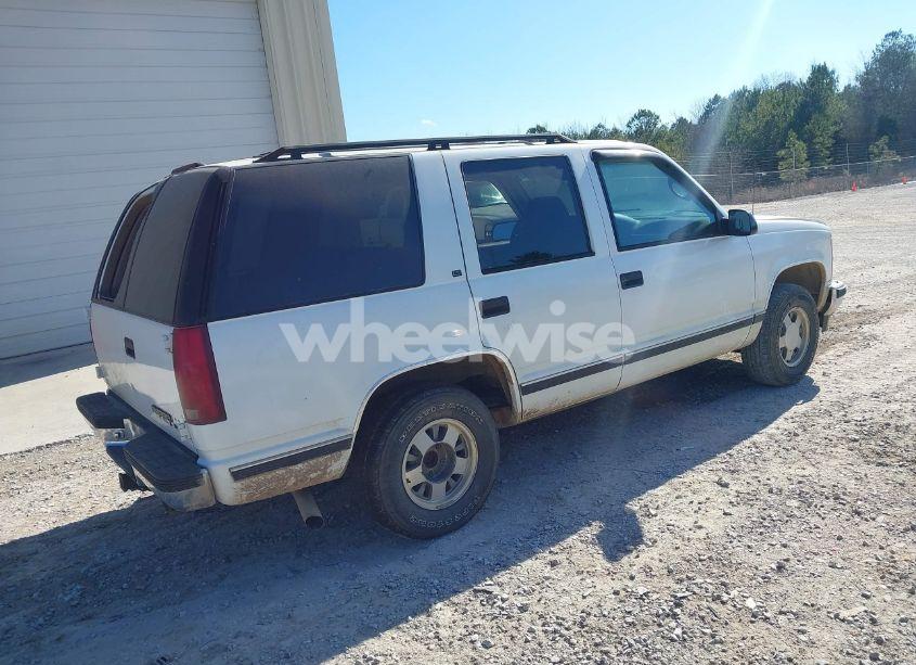 Photo 4 of 1996 Chevrolet Tahoe C1500 (VIN 1GNEC13R0TJ309292)
