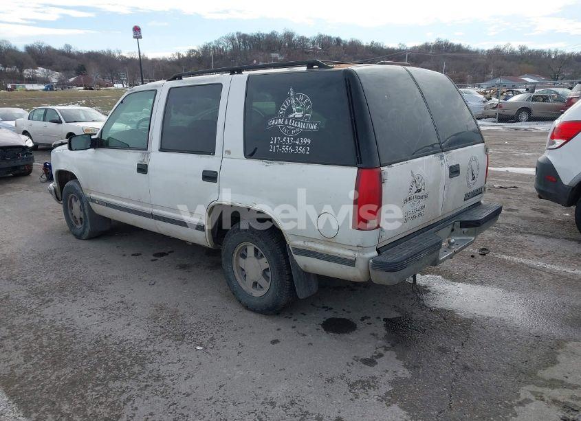 Photo 3 of 1997 Chevrolet Tahoe LS (VIN 1GNEC13R0VJ433324)