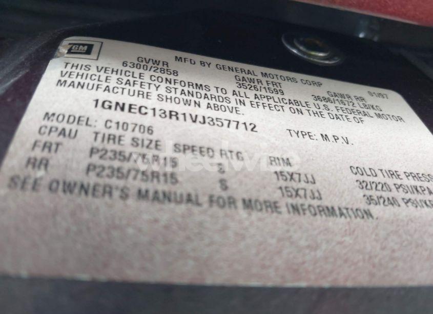 Photo 9 of 1997 Chevrolet Tahoe LS (VIN 1GNEC13R1VJ357712)