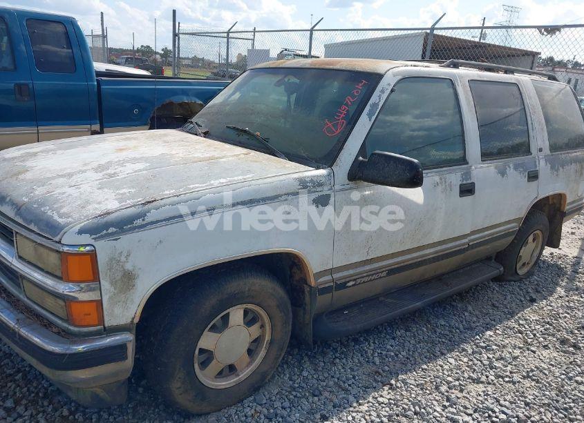 Photo 11 of 1999 Chevrolet Tahoe LT (VIN 1GNEC13R3XJ539270)
