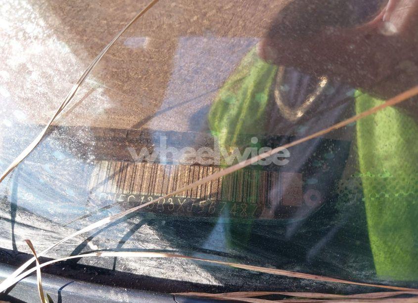 Photo 9 of 1999 Chevrolet Tahoe LS (VIN 1GNEC13R3XJ567487)