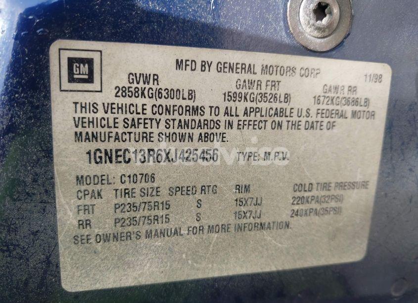 Photo 9 of 1999 Chevrolet Tahoe LS (VIN 1GNEC13R6XJ425456)