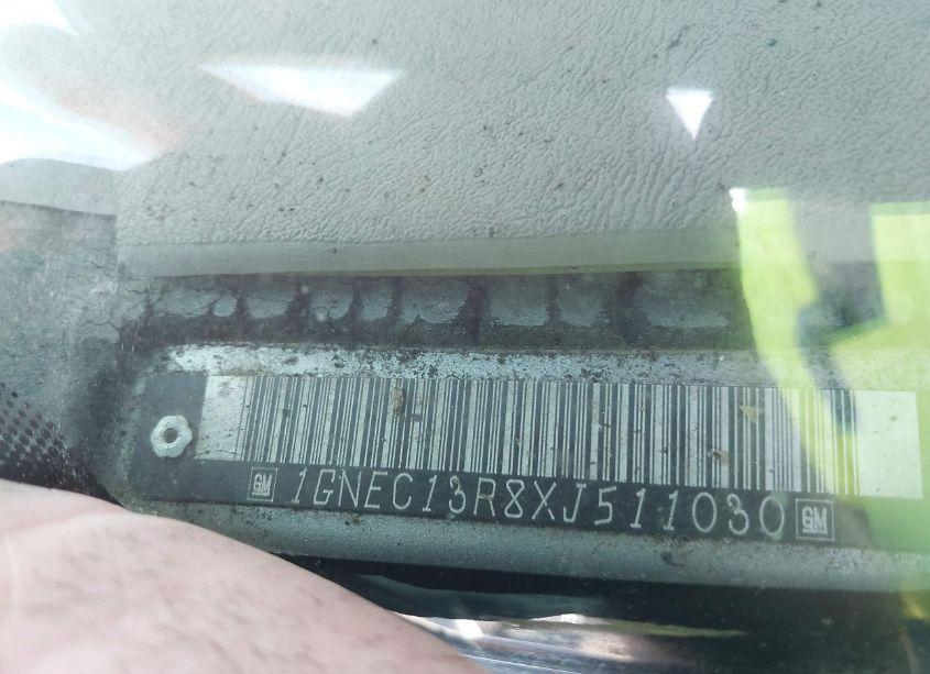 Photo 9 of 1999 Chevrolet Tahoe LT (VIN 1GNEC13R8XJ511030)