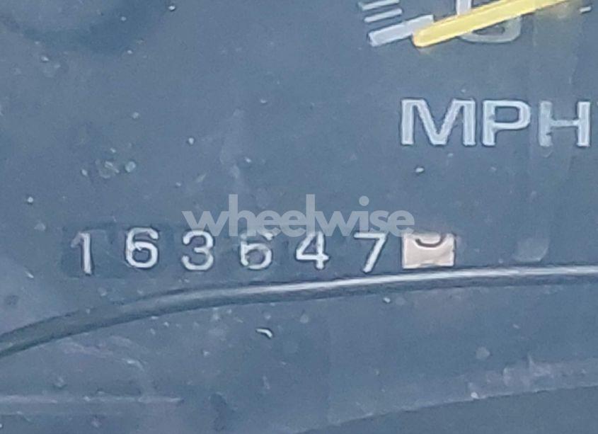 Photo 7 of 1997 Chevrolet Tahoe LS (VIN 1GNEC13RXVJ430821)