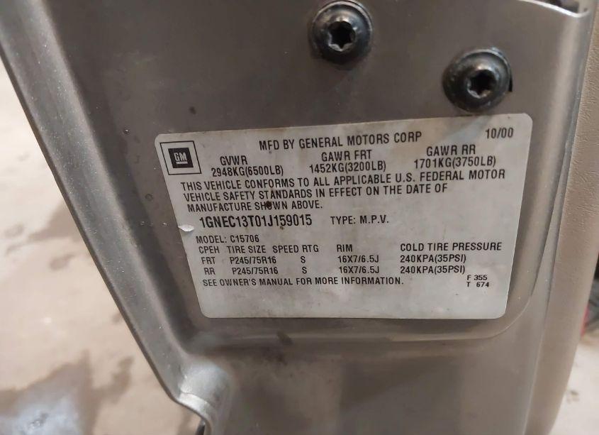 Photo 9 of 2001 Chevrolet Tahoe LS (VIN 1GNEC13T01J159015)