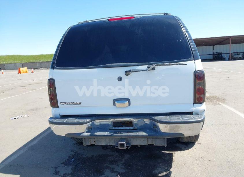 Photo 16 of 2001 Chevrolet Tahoe LS (VIN 1GNEC13T01J206365)