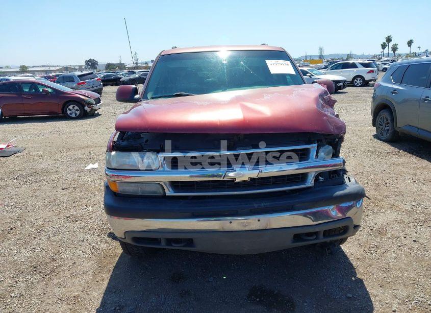 Photo 12 of 2001 Chevrolet Tahoe LT (VIN 1GNEC13T01R218517)