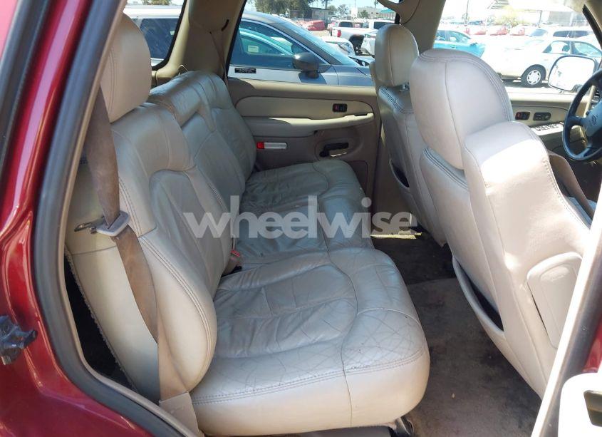 Photo 8 of 2001 Chevrolet Tahoe LT (VIN 1GNEC13T01R218517)