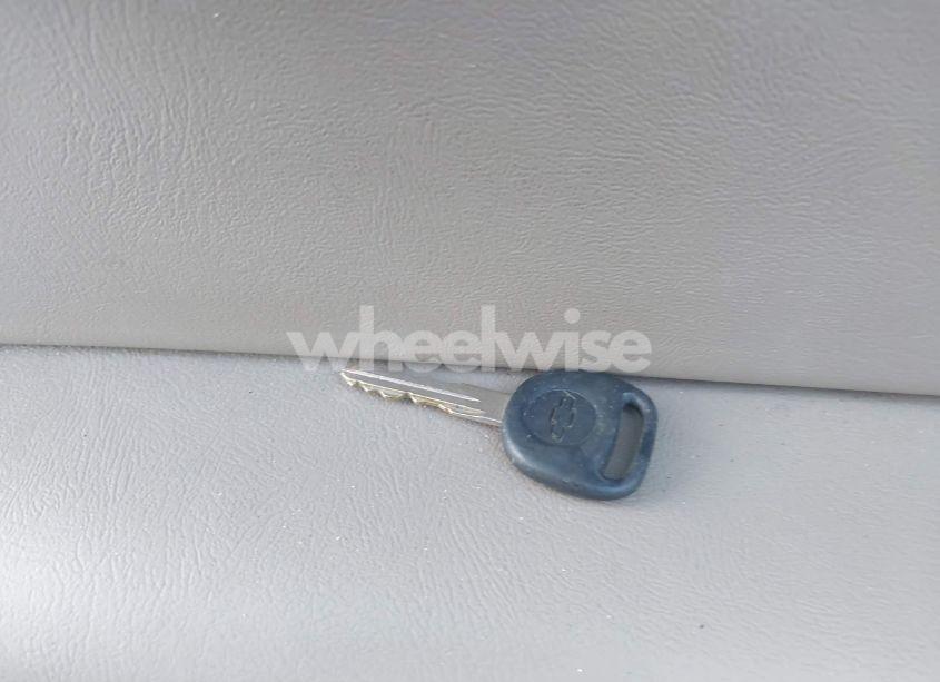 Photo 11 of 2005 Chevrolet Tahoe LT (VIN 1GNEC13T05J219574)