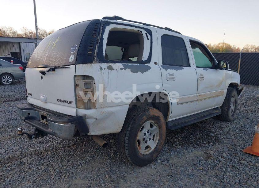 Photo 4 of 2005 Chevrolet Tahoe LT (VIN 1GNEC13T05J219574)