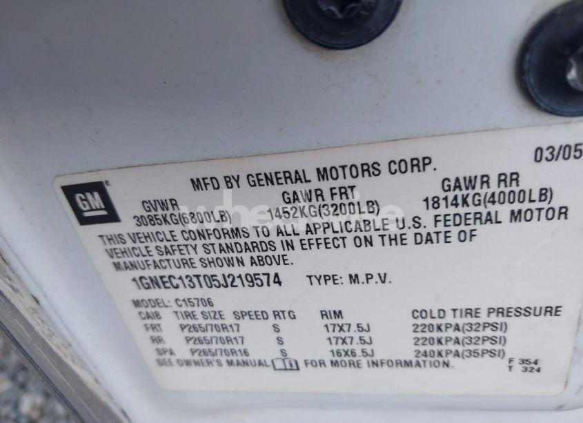 Photo 9 of 2005 Chevrolet Tahoe LT (VIN 1GNEC13T05J219574)