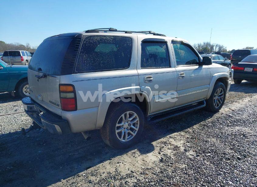 Photo 4 of 2005 Chevrolet Tahoe LT (VIN 1GNEC13T05R127821)