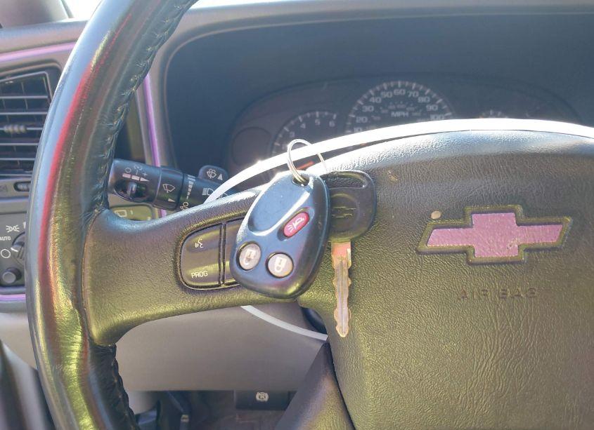 Photo 11 of 2005 Chevrolet Tahoe LT (VIN 1GNEC13T05R145106)