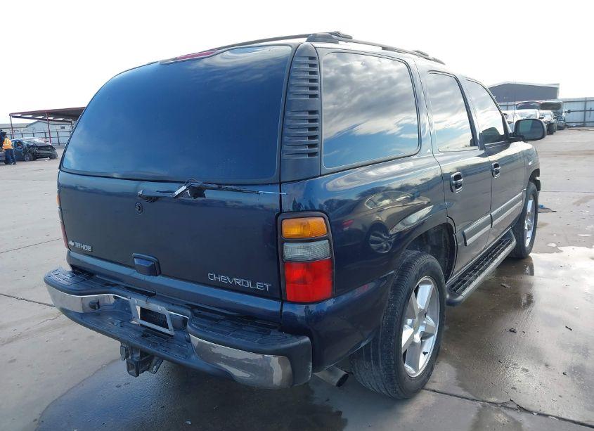 Photo 4 of 2005 Chevrolet Tahoe LT (VIN 1GNEC13T05R205451)