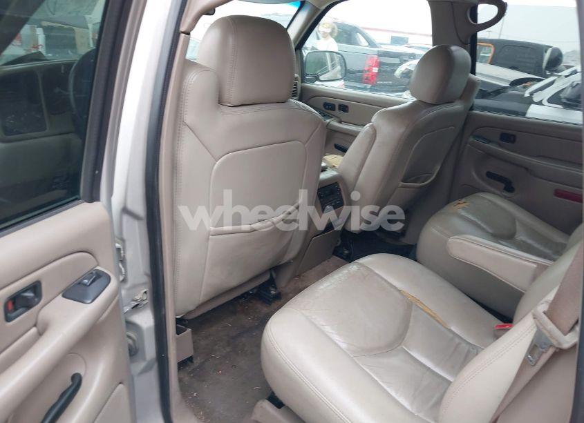 Photo 14 of 2006 Chevrolet Tahoe LT (VIN 1GNEC13T06J114681)